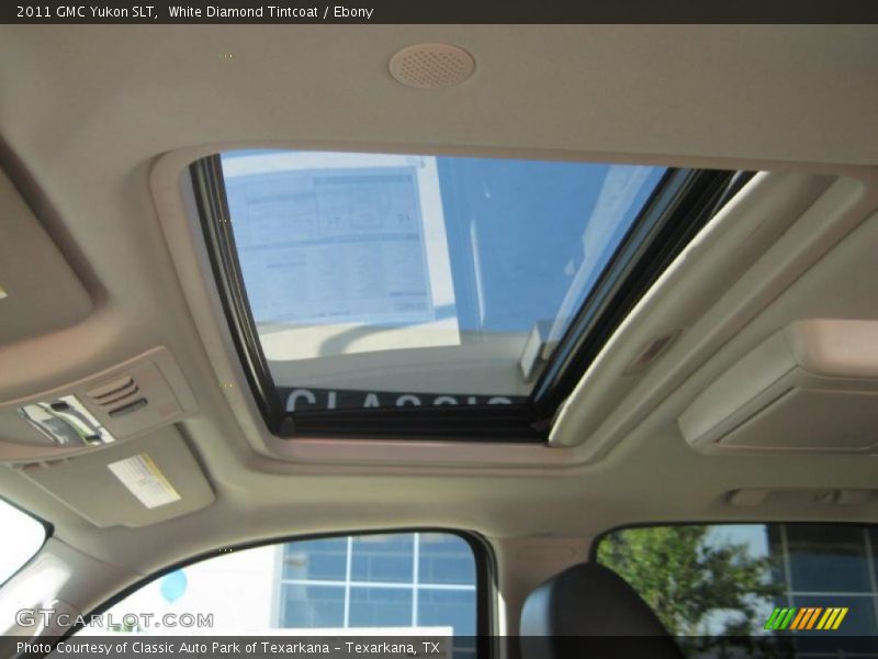 White Diamond Tintcoat / Ebony 2011 GMC Yukon SLT