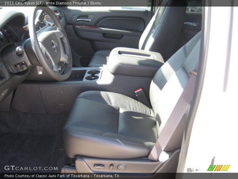 White Diamond Tintcoat / Ebony 2011 GMC Yukon SLT