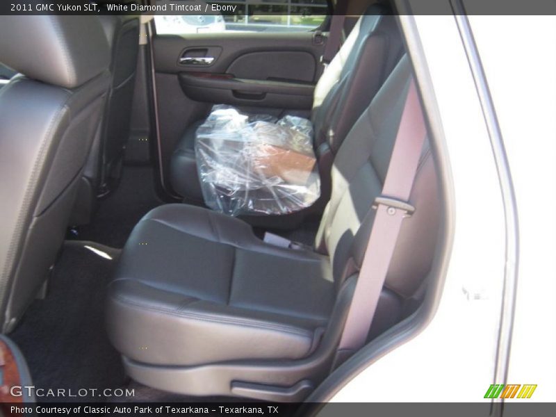 White Diamond Tintcoat / Ebony 2011 GMC Yukon SLT