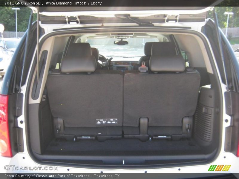 White Diamond Tintcoat / Ebony 2011 GMC Yukon SLT