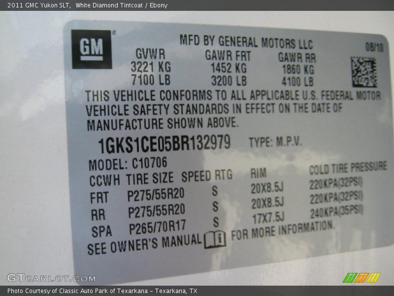 White Diamond Tintcoat / Ebony 2011 GMC Yukon SLT