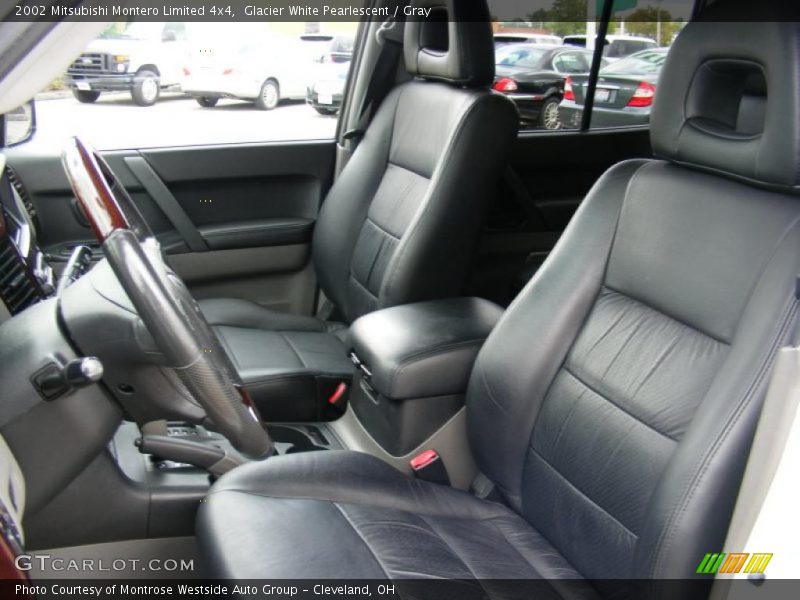 Glacier White Pearlescent / Gray 2002 Mitsubishi Montero Limited 4x4