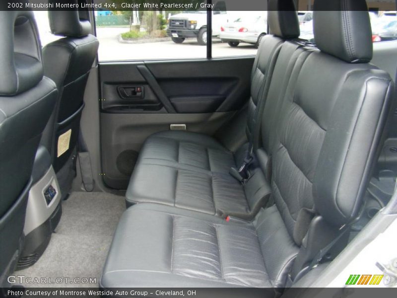 Glacier White Pearlescent / Gray 2002 Mitsubishi Montero Limited 4x4