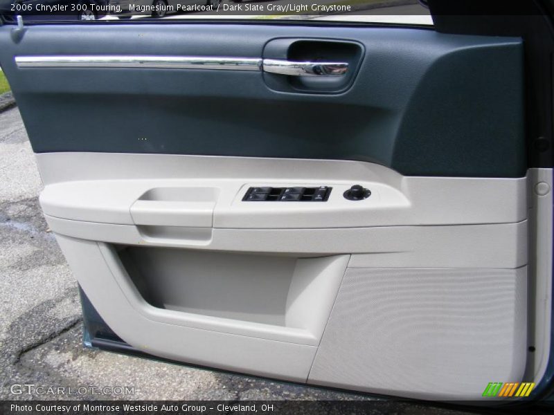 Magnesium Pearlcoat / Dark Slate Gray/Light Graystone 2006 Chrysler 300 Touring