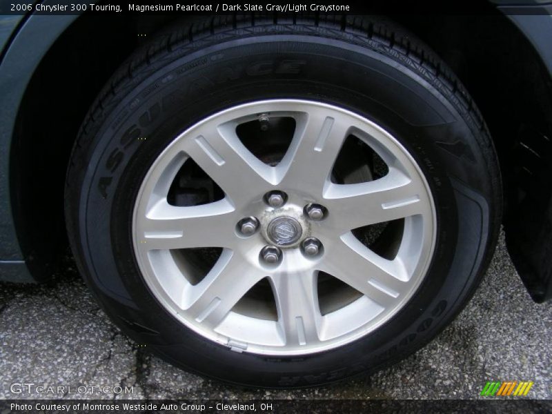 Magnesium Pearlcoat / Dark Slate Gray/Light Graystone 2006 Chrysler 300 Touring