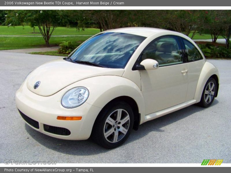 Harvest Moon Beige / Cream 2006 Volkswagen New Beetle TDI Coupe