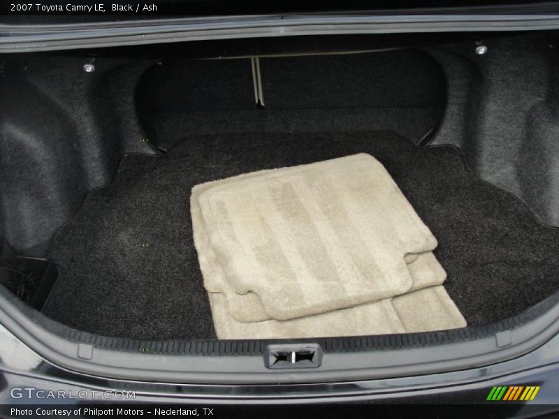 Black / Ash 2007 Toyota Camry LE