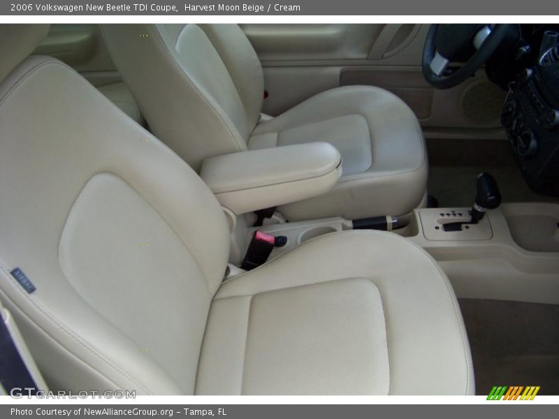 Harvest Moon Beige / Cream 2006 Volkswagen New Beetle TDI Coupe