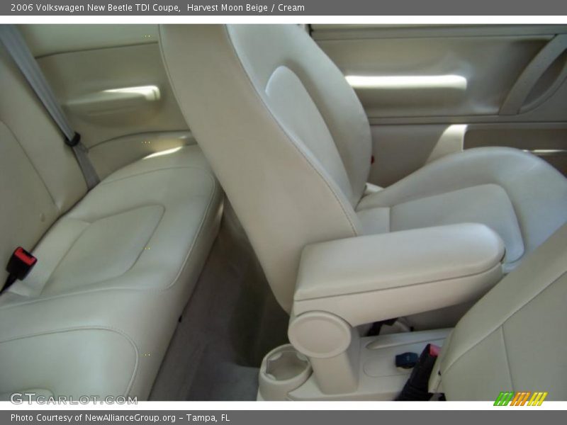 Harvest Moon Beige / Cream 2006 Volkswagen New Beetle TDI Coupe
