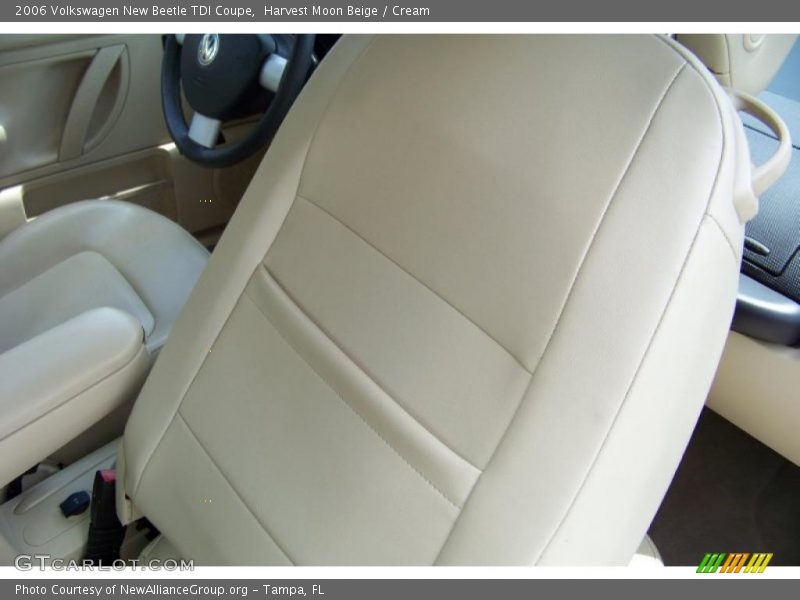 Harvest Moon Beige / Cream 2006 Volkswagen New Beetle TDI Coupe