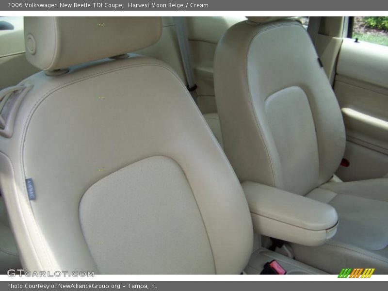 Harvest Moon Beige / Cream 2006 Volkswagen New Beetle TDI Coupe