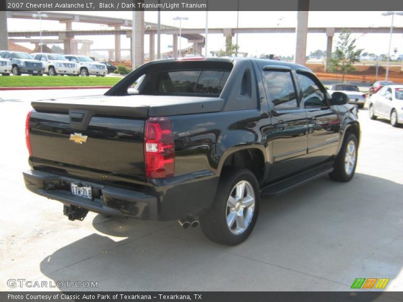 Black / Dark Titanium/Light Titanium 2007 Chevrolet Avalanche LT