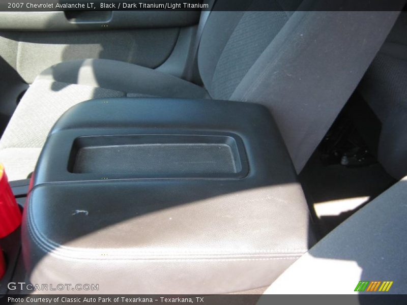 Black / Dark Titanium/Light Titanium 2007 Chevrolet Avalanche LT
