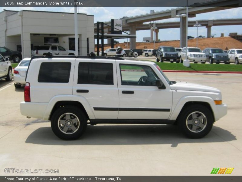 Stone White / Khaki 2006 Jeep Commander