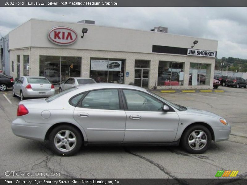 Silver Frost Metallic / Medium Graphite 2002 Ford Taurus SES