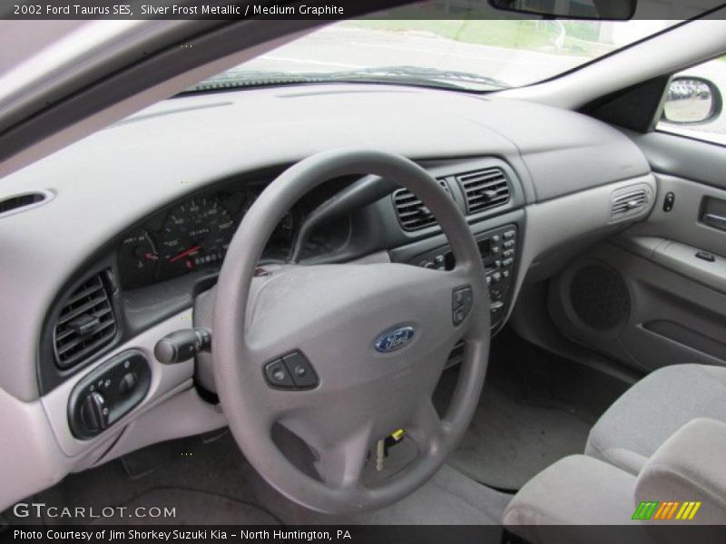 Silver Frost Metallic / Medium Graphite 2002 Ford Taurus SES
