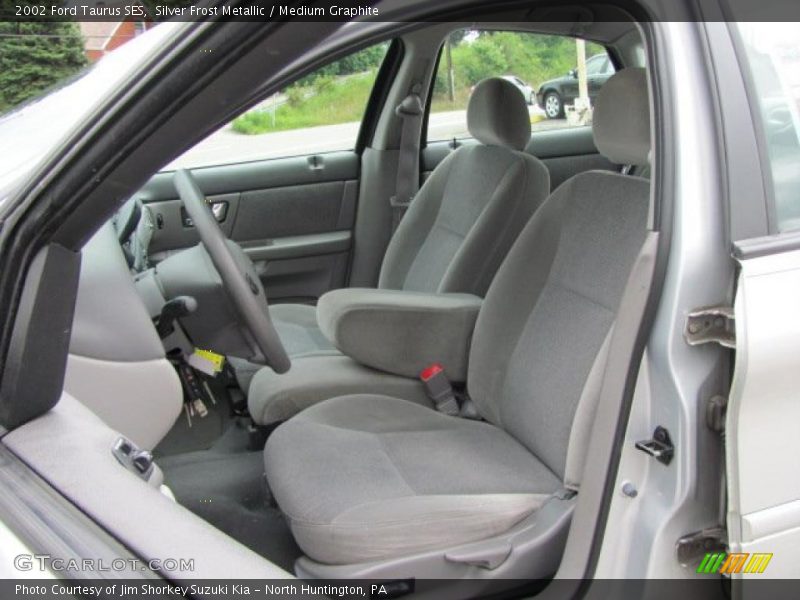 Silver Frost Metallic / Medium Graphite 2002 Ford Taurus SES
