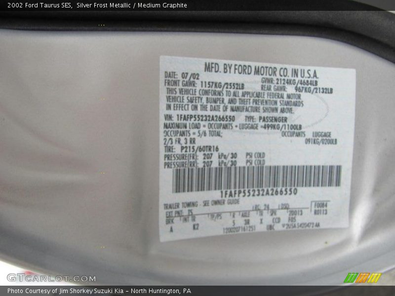 Silver Frost Metallic / Medium Graphite 2002 Ford Taurus SES