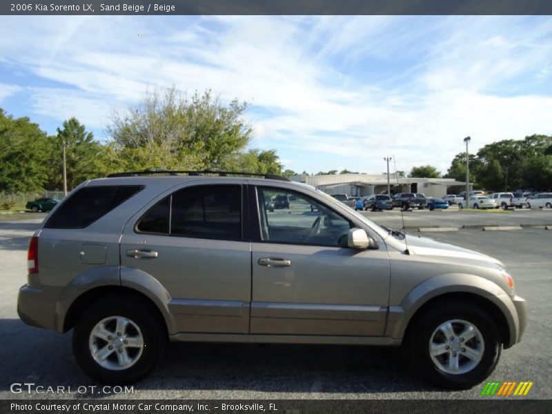 Sand Beige / Beige 2006 Kia Sorento LX