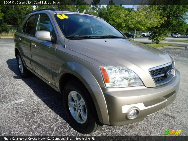 Sand Beige / Beige 2006 Kia Sorento LX