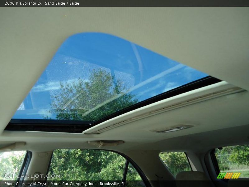 Sand Beige / Beige 2006 Kia Sorento LX