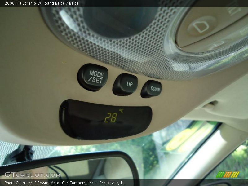 Sand Beige / Beige 2006 Kia Sorento LX