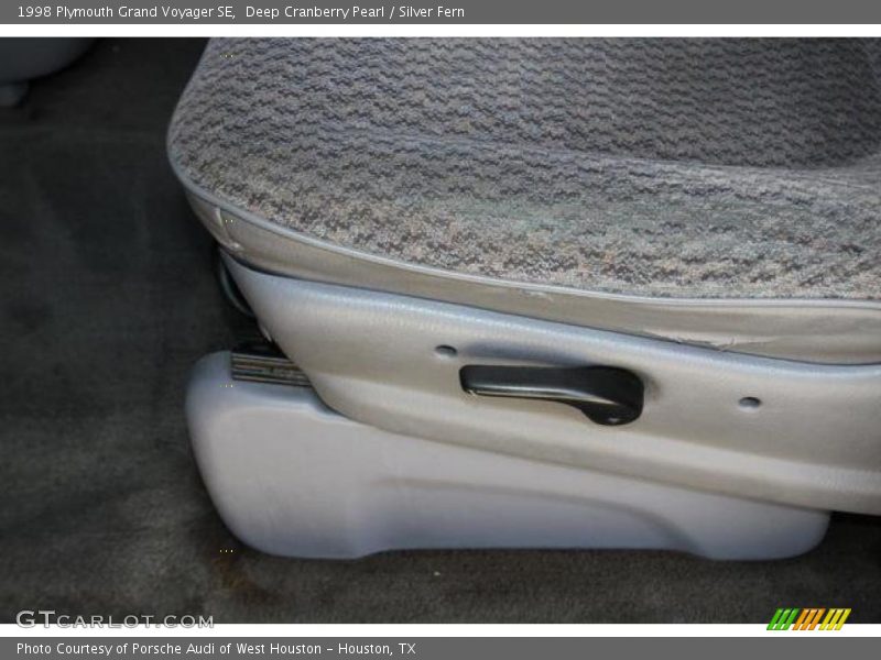Deep Cranberry Pearl / Silver Fern 1998 Plymouth Grand Voyager SE