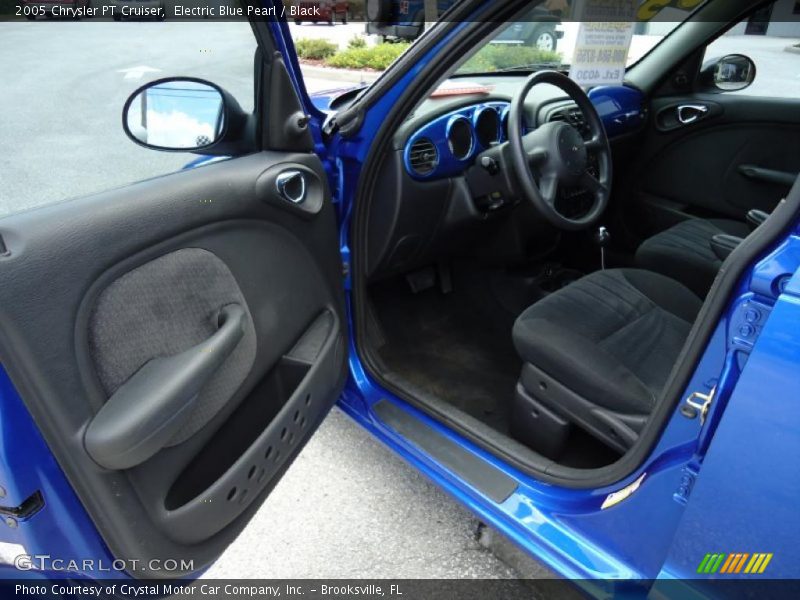 Electric Blue Pearl / Black 2005 Chrysler PT Cruiser