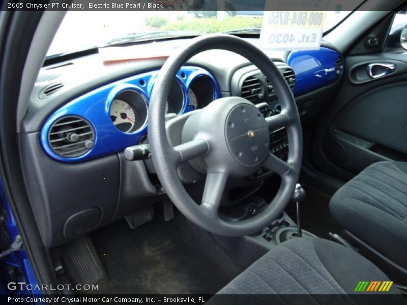 Electric Blue Pearl / Black 2005 Chrysler PT Cruiser