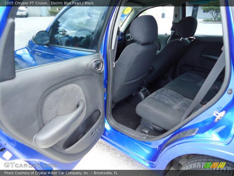 Electric Blue Pearl / Black 2005 Chrysler PT Cruiser