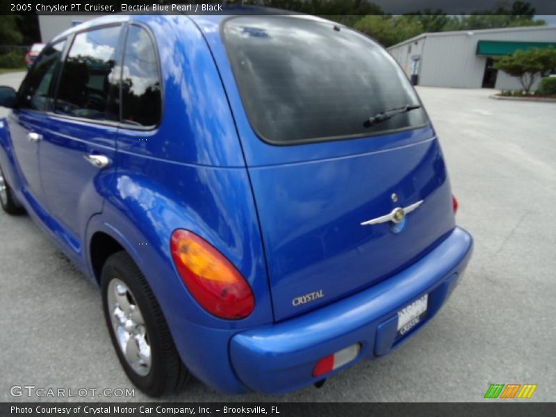 Electric Blue Pearl / Black 2005 Chrysler PT Cruiser
