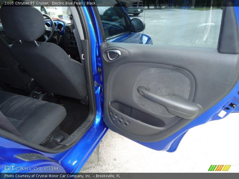 Electric Blue Pearl / Black 2005 Chrysler PT Cruiser