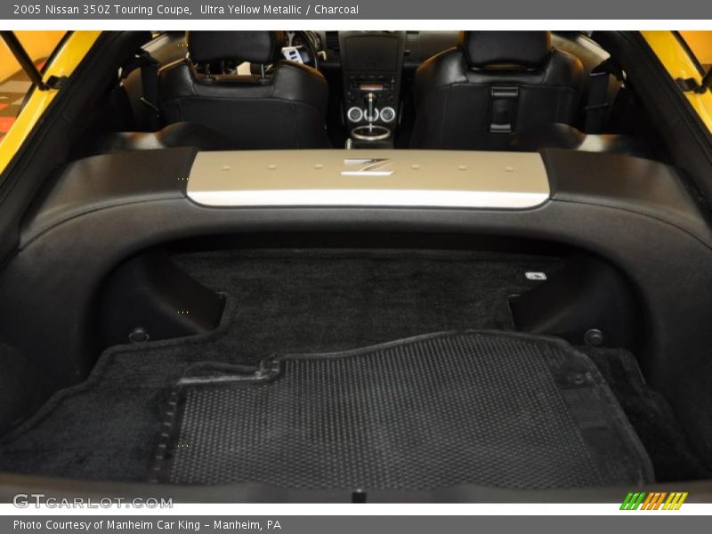 Ultra Yellow Metallic / Charcoal 2005 Nissan 350Z Touring Coupe