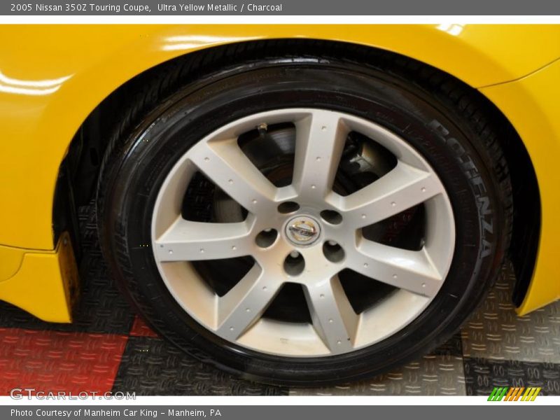 Ultra Yellow Metallic / Charcoal 2005 Nissan 350Z Touring Coupe