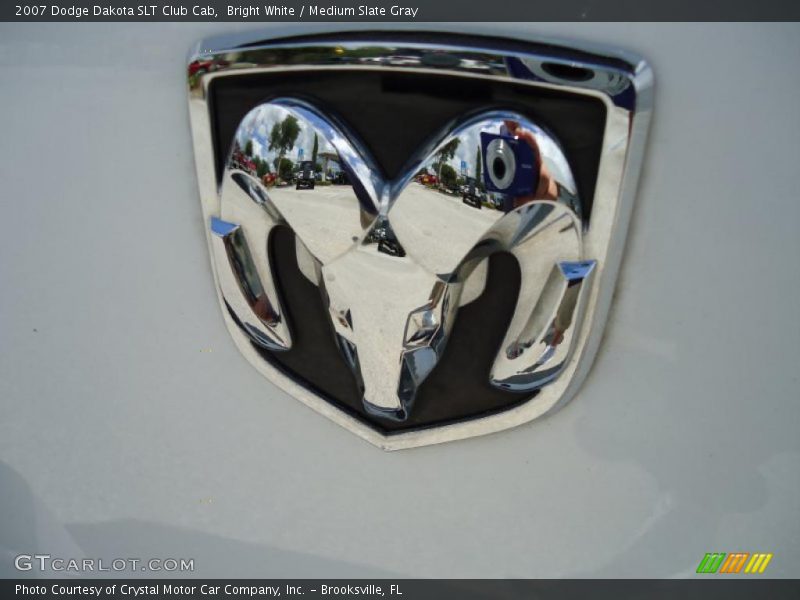 Bright White / Medium Slate Gray 2007 Dodge Dakota SLT Club Cab