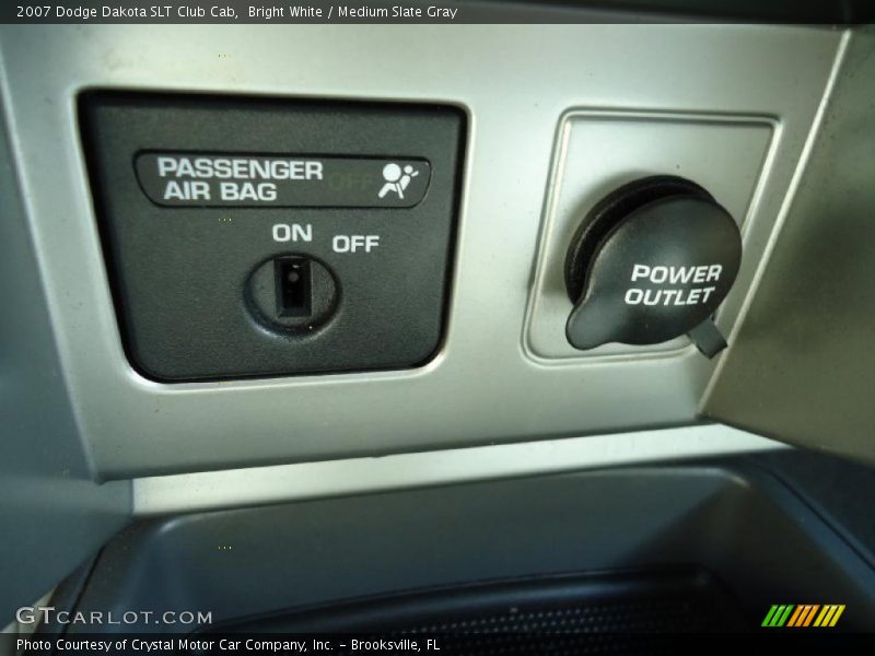 Bright White / Medium Slate Gray 2007 Dodge Dakota SLT Club Cab