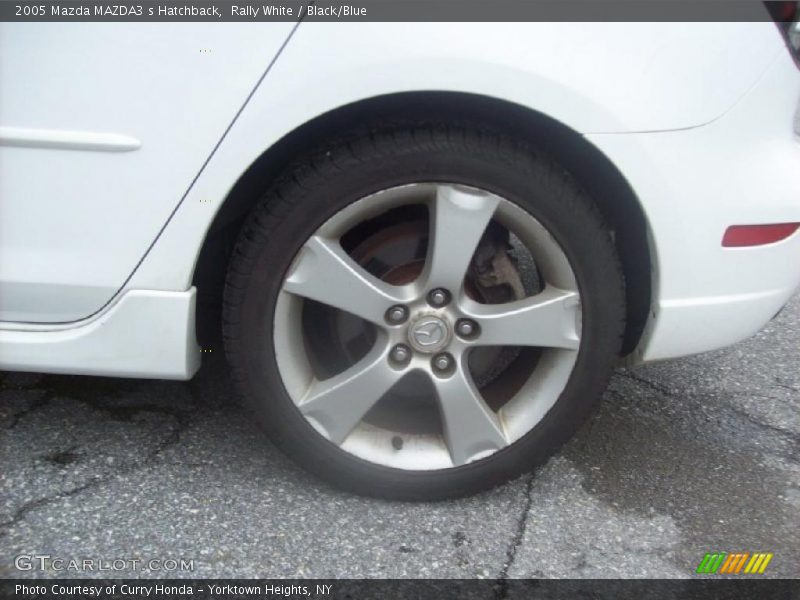 Rally White / Black/Blue 2005 Mazda MAZDA3 s Hatchback