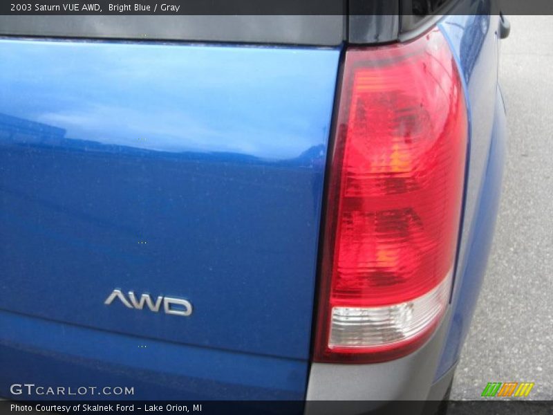 Bright Blue / Gray 2003 Saturn VUE AWD