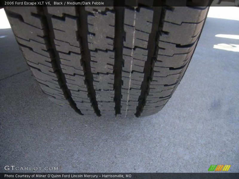 Black / Medium/Dark Pebble 2006 Ford Escape XLT V6