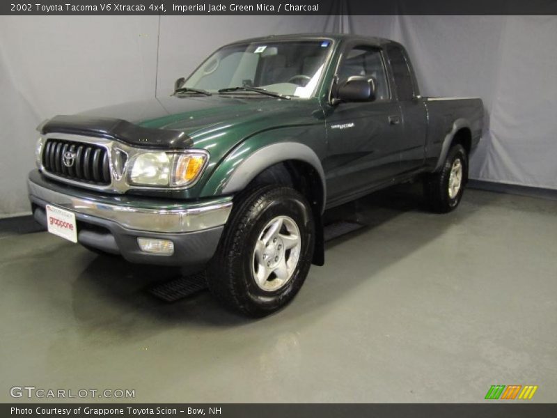 Imperial Jade Green Mica / Charcoal 2002 Toyota Tacoma V6 Xtracab 4x4