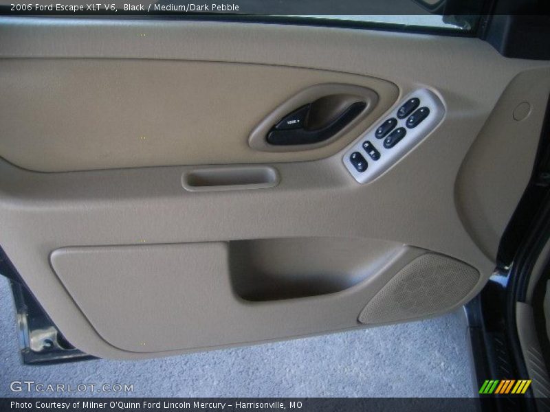 Black / Medium/Dark Pebble 2006 Ford Escape XLT V6