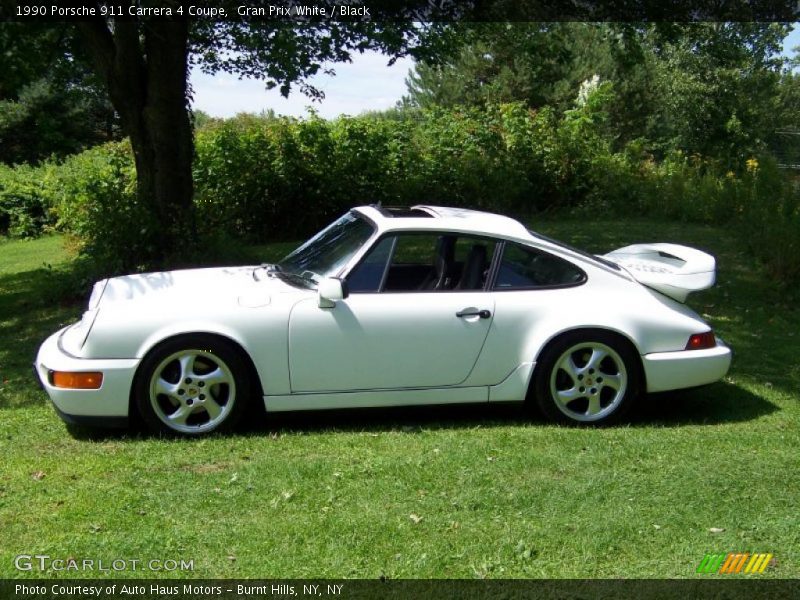 Gran Prix White / Black 1990 Porsche 911 Carrera 4 Coupe