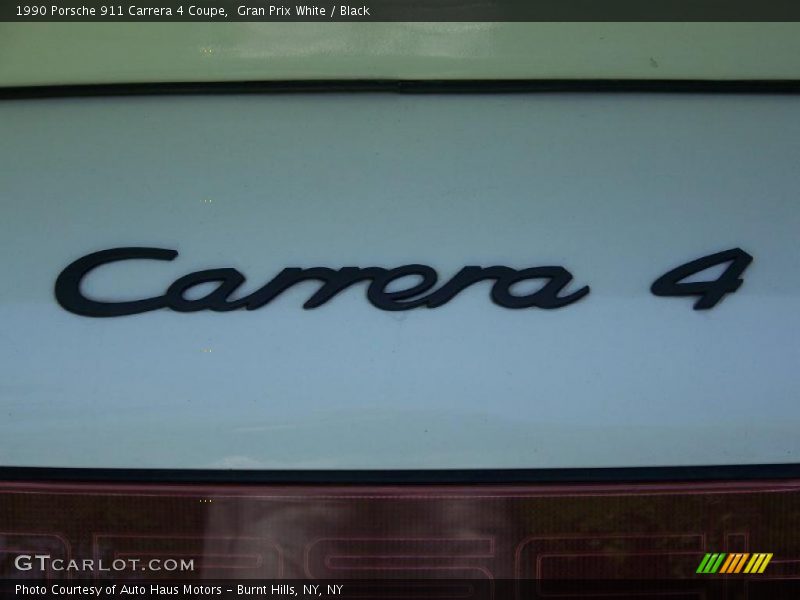 Gran Prix White / Black 1990 Porsche 911 Carrera 4 Coupe