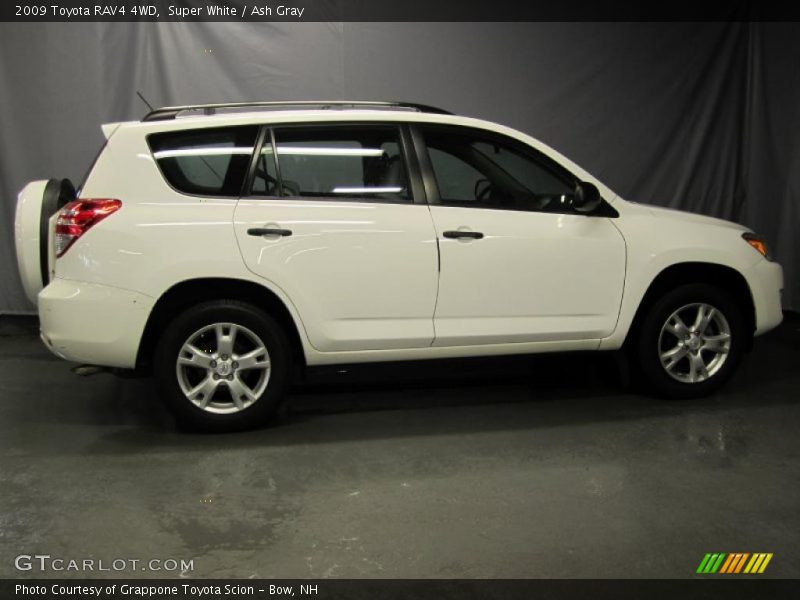 Super White / Ash Gray 2009 Toyota RAV4 4WD