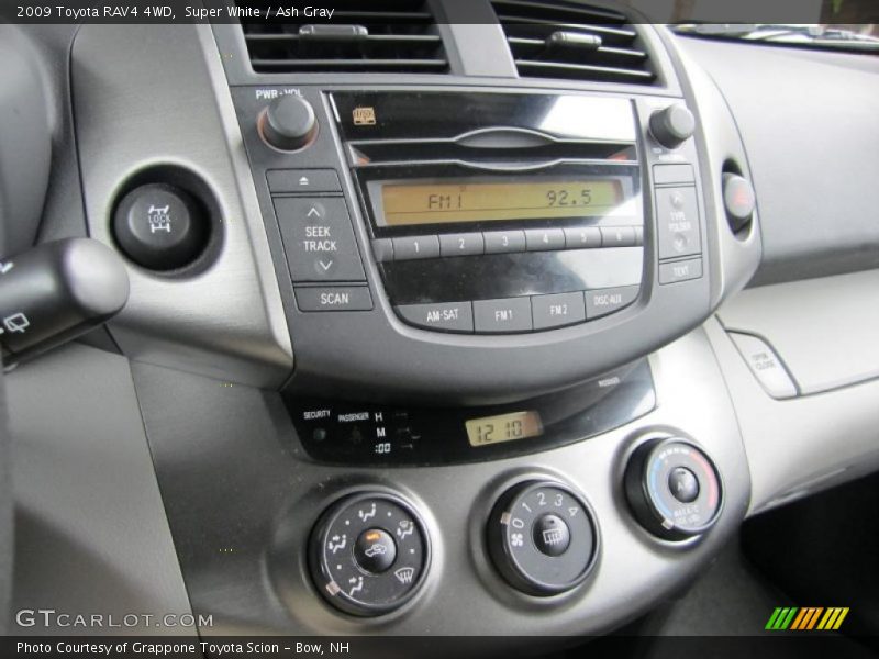 Super White / Ash Gray 2009 Toyota RAV4 4WD