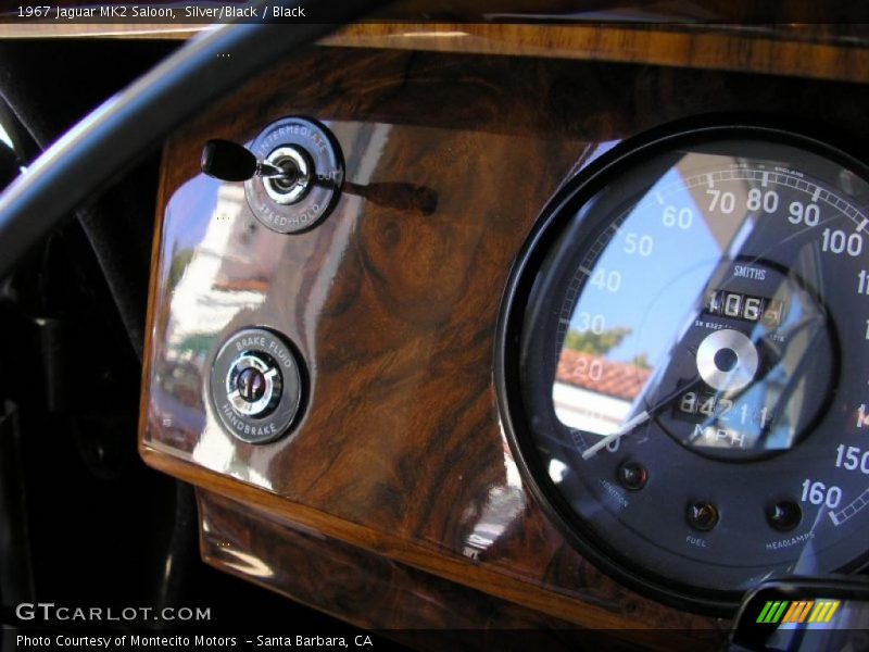 Silver/Black / Black 1967 Jaguar MK2 Saloon