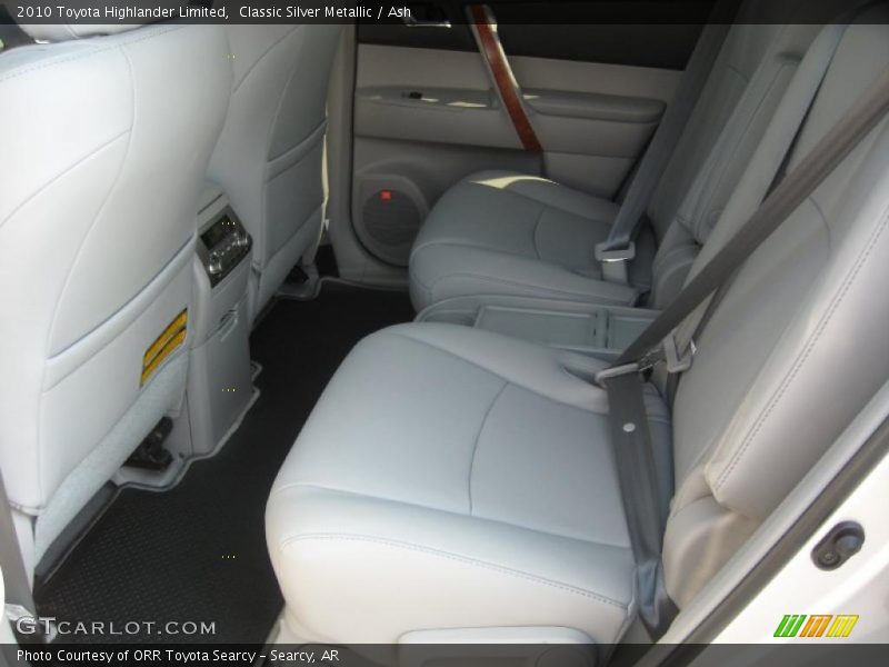 Classic Silver Metallic / Ash 2010 Toyota Highlander Limited