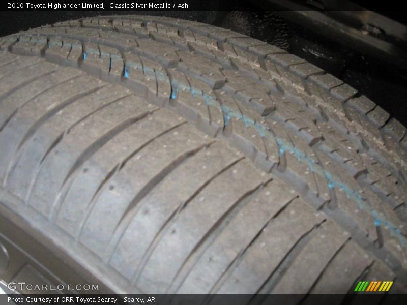 Classic Silver Metallic / Ash 2010 Toyota Highlander Limited