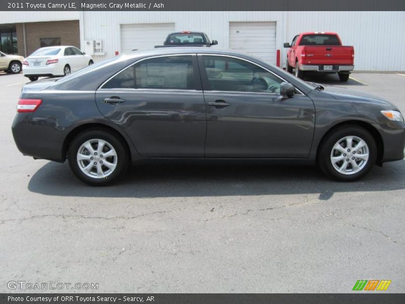 Magnetic Gray Metallic / Ash 2011 Toyota Camry LE
