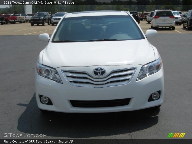 Super White / Bisque 2011 Toyota Camry XLE V6